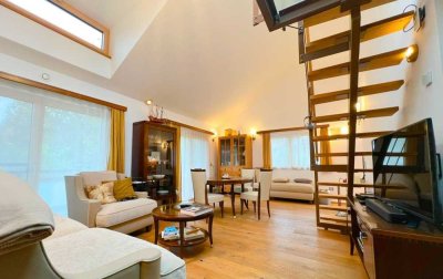 Barrierefreies, neuwertiges Zweifamilienhaus mit Aufzug auf dem neuesten Stand der Technik!