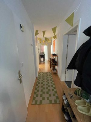 *** Mitten im Kölner Veedel-Schöne und großzügige  3 Zimmerwohnung in Ehrenfeld zu vermieten***