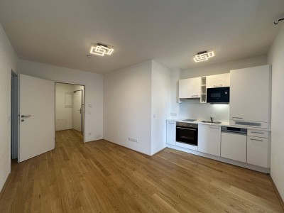 2 Zimmer-Wohnung im 2. OG mit Lift | ab sofort verfügbar | PKW-Stellplatz inkludiert!