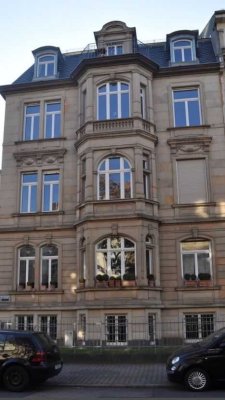 BESTES WESTEND | ALTBAU | HELLE 105m² | HOHE DECKEN | BALKON