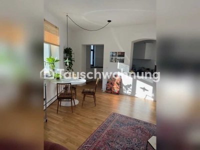 Tauschwohnung: Schöne, sanierter Altbauwohnung mit 2 Zimmern