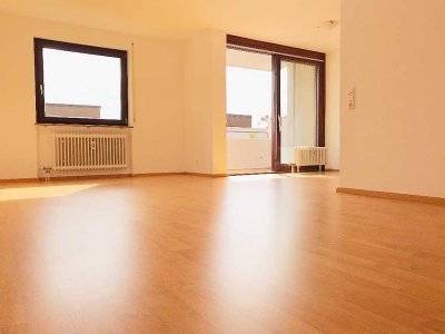 Helles, gepflegtes, 1,5 Zimmer Appartement mit Sonnenbalkon