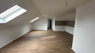 Schön renovierte 3-Zimmer-Wohnung mit Stellplatz in Neuburg an der Donau