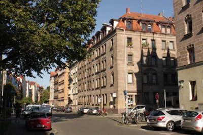 TOPLAGE NAHE DER BURG: CHARMANTE 2 ZI-WHG IM DENKMALGESCHÜTZTEN ALTBAU