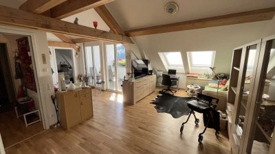 Baujahr 2023: Exklusive 2,5-Zimmer-Dachgeschosswohnung mit Loggia im Anno 1880