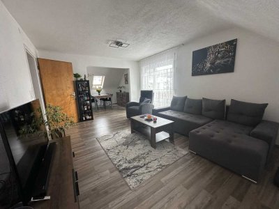750 € - 95 m² - 4.0 Zi.
4 Zimmerwohnung in Onstmettingen Zentrum.