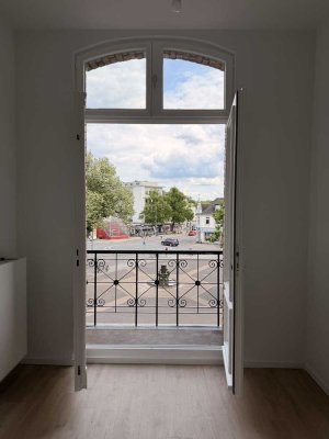 Zentral wohnen mit Charme – 2 Zimmer-Wohnung mit kl. Balkon
