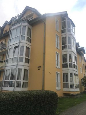 Moderne 3-Zimmer-Wohnung mit Balkon, zwei Wintergärten und Gartennutzung – Bezug ab sofort