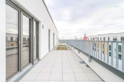Lichtdurchflutetes Penthouse mit großzügiger Dachterrasse und moderner Einbauküche