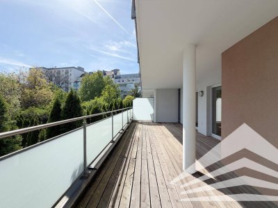 Exklusive 4 Zimmer-Wohnung mit großer Sonnen-Terrasse am Fuße des Froschbergs
