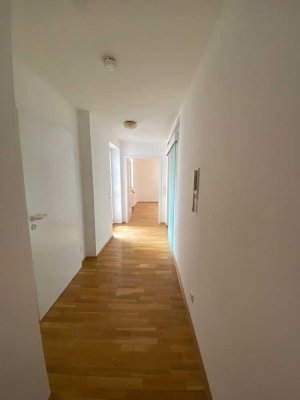 3 Zimmerwohnung in denkmalgeschütztem Stadthaus