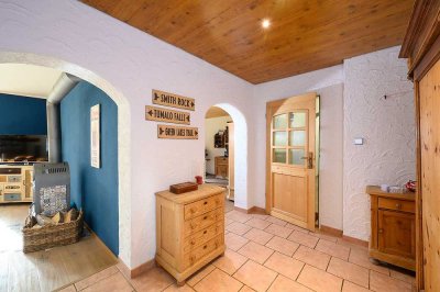 Dein neues Zuhause: drei Zimmer und ein großer Garten