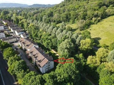 Singen am Stadtrand - direkt an der Aach - 3-Zimmer DG-Wohnung - renovierungsbedürftig - sofort frei