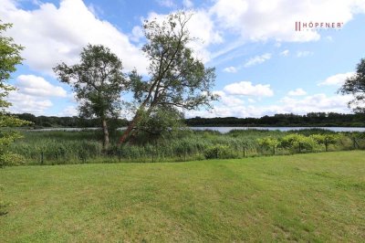 Modernes Wohnen am Wasser: 3-Zimmer-Wohnung mit Balkon in Russee