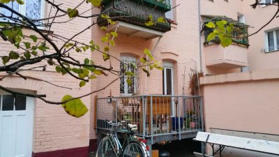 N-Hummelstein/ U-Bahn Maffeiplatz: 2 ZKB, EG, ca. 60m², kl. Hof-Terrasse, EBK, Keller, ab 01.09.25