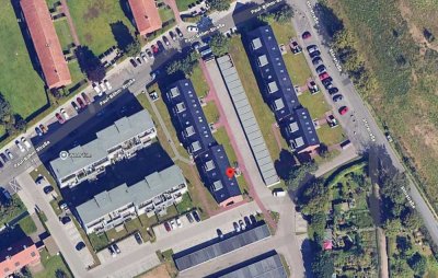 Toll geschnittene, renovierte 3-Zimmer-Dachgeschosswohnung mit ca. 49 m² Wohnfläche  und Balkon!