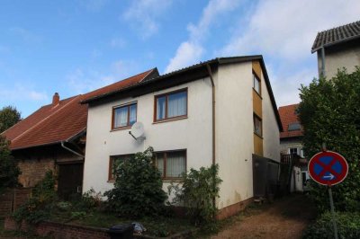 Revonierungsbedürftigtes, großes Wohnhaus in Blieskastel-Breitfurt