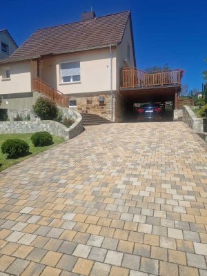 Charmantes Einfamilienhaus mit Weitblick – liebevoll saniertes Zuhause in Jesberg