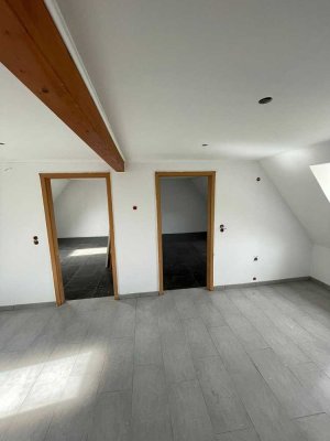 Neu renovierte 4,5-Zimmer-DG-Wohnung in Meitingen