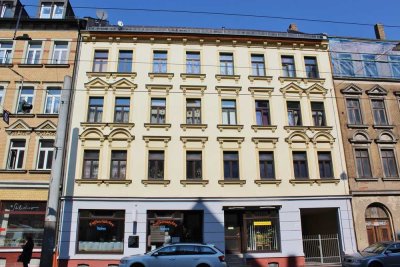 Diese Wohnung wurde für Sie frisch renoviert * Fußbodenheizung * Balkon * Wannenbad *