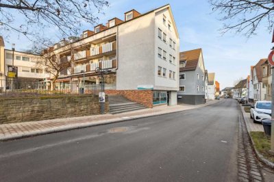Attraktive, frisch renovierte 4 Zimmer-Wohnung in Stuttgart-Stammheim - sofort bezugsbereit!