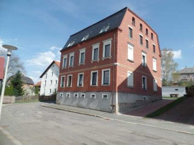 + + + 2,0-Zimmerwohnung mit EBK + + +