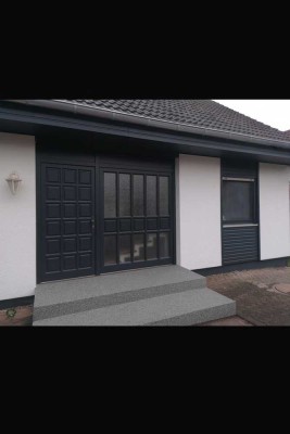 Alleinstehendes Einfamilienhaus in zweiter Reihe