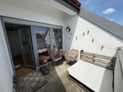 3 Zimmer + Küche mit Terrasse und Schlossbergblick! Dachgeschoss in Top-Lage ++Videorundgang++