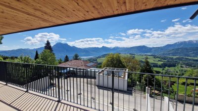 Exklusives Wohnen über dem Traunsee - Erstbezug mit Panorama, Privatsphäre und Wellness