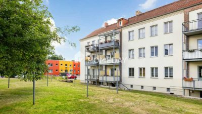 Gepflegte Wohnanlage in Stralsund – 2‑Zimmer-Dachgeschoss mit Südwestbalkon und Charme