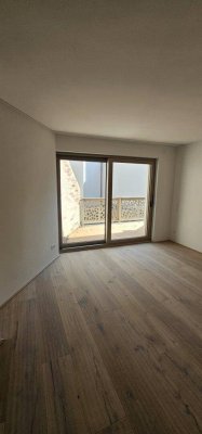 Erstbezug in Baden: Helle Wohnung mit Terrasse in Top-Lage