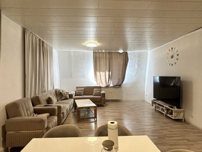 Großzügige 3-Zimmer-Wohnung mit großem Wohnbereich in gepflegtem Altbau in Essen-Frohnhausen