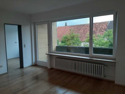 1,5-Zimmer-Wohnung mit Balkon und EBK in Gersthofen