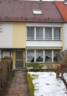 Charmantes RMH mit viel Potenzial in Nürnberg - Zerzabelshof / Haus kaufen