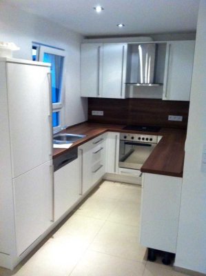 Geschmackvolle Erdgeschosswohnung mit zwei Zimmern, Erdgeschoß, teilmöbliert