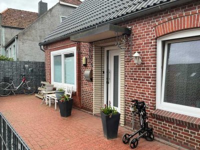 Doppelhaushälfte in Emden zu verkaufen.