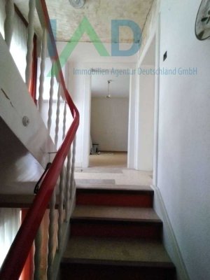 Sanierungsbedürftiges Einfamilienhaus mit großem Gestaltungspotenzial
