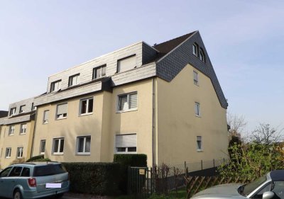 Verkaufsstart in Lützenkirchen: Top gepflegte 4-Zimmer-Maisonettewohnung mit Garage