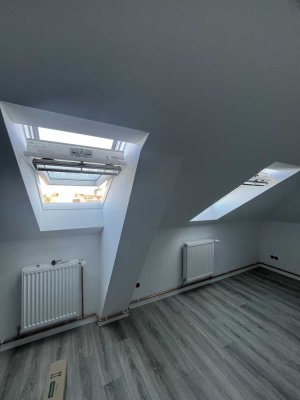 Frisch sanierte 2-Zimmer-Wohnung im 4. OG – ab 01.05.2025 frei!