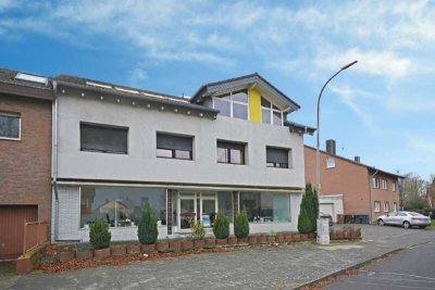 Wohn- und Geschäftshaus mit toller Dachgeschosswohnung in Badorf
