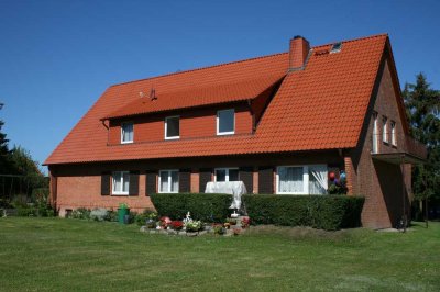 Nur 100 m bis zum Elbstrand: 3-Zimmer-Wohnung mit Terrasse in Schnackenburg/E.