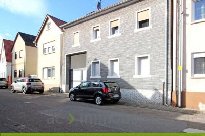 ac | Vorder- und Hinterhaus mit insgesamt 3 Wohneinheiten in Waldsee