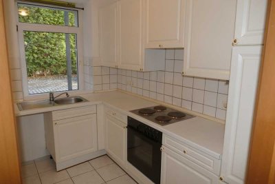 Kleine Citywohnung mit Terrasse u. EBK direkt am Schillerpark/Theater zu verkaufen!