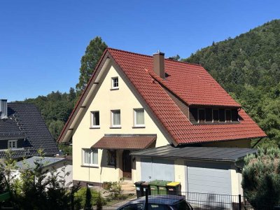 Charmantes Einfamilienhaus mit großem Grundstück in Randlage zu verkaufen