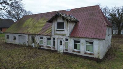 NEUER PREIS ! Ehemaliges landwirtschaftliches Anwesen mit unbegrenzten Gestaltungsmöglichkeiten