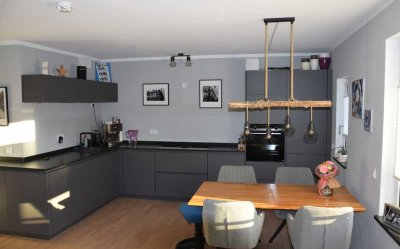 Provisionsfrei – Stilvolle 2-Zimmer-Wohnung (2020) mit Westbalkon in München-Sendling-Westpark