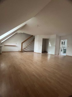 Schöne 2-ZKB Maisonette-Wohnung in Herxheim