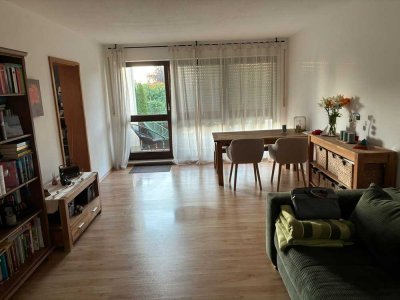 Gepflegte 3 Zimmer Wohnung mit Balkon und TG-Stellplatz