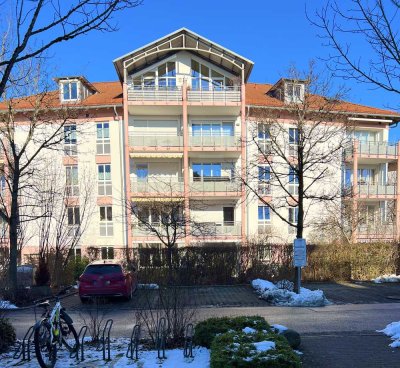 Taufkirchen, sehr schöne Dachgeschoss Wohnung (barrierefrei)  mit Süd-West Balkon und Alpenblick