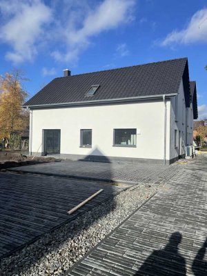 energieeffiziente Doppelhaushälfte zu vermieten